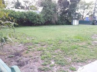 Howard Ave, Dunedin, FL 34698