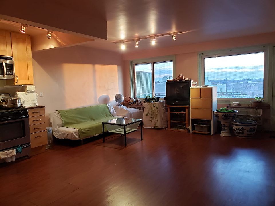 2nd image of 86-15 Broadway APT 9D