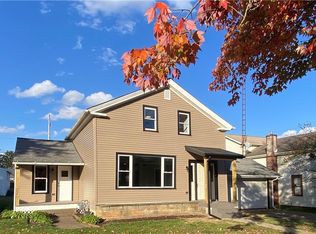 217 Poplar St NW, Bolivar, OH 44612