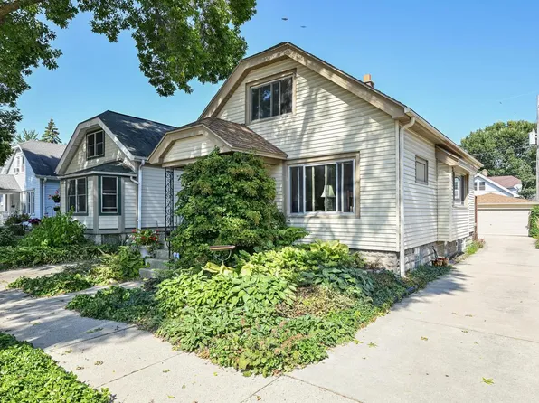 6630 Vista AVENUE, Wauwatosa, WI 53213
