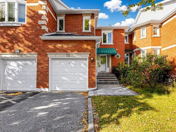 55 Brownstone Cir, Vaughan, ON L4J 7P7