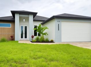 1115 NW 19th Pl, Cape Coral, FL 33993