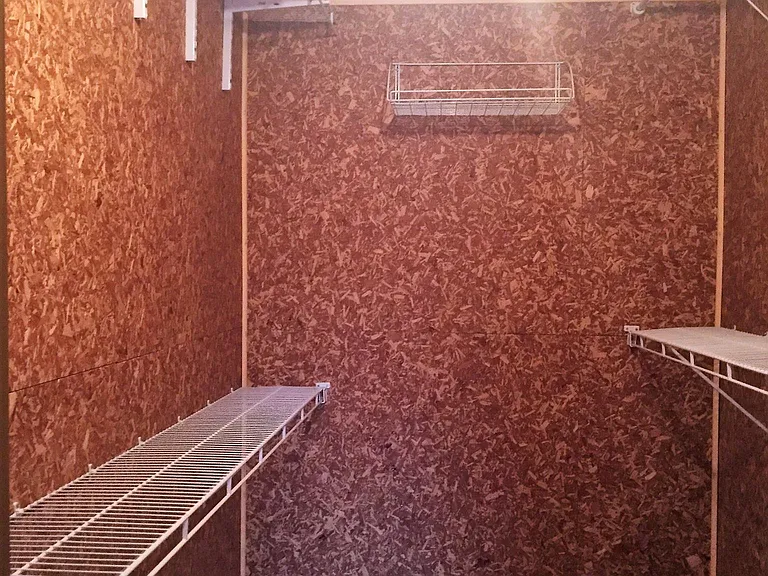 380 McDowell Dr — Photo 8