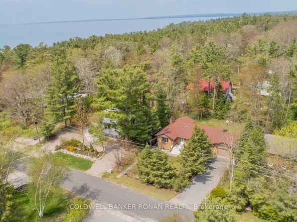 24 Pine Forest Dr, Tiny, ON L0L 2T0