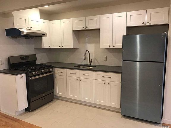 5th image of 13517 Northern Blvd APT 4A