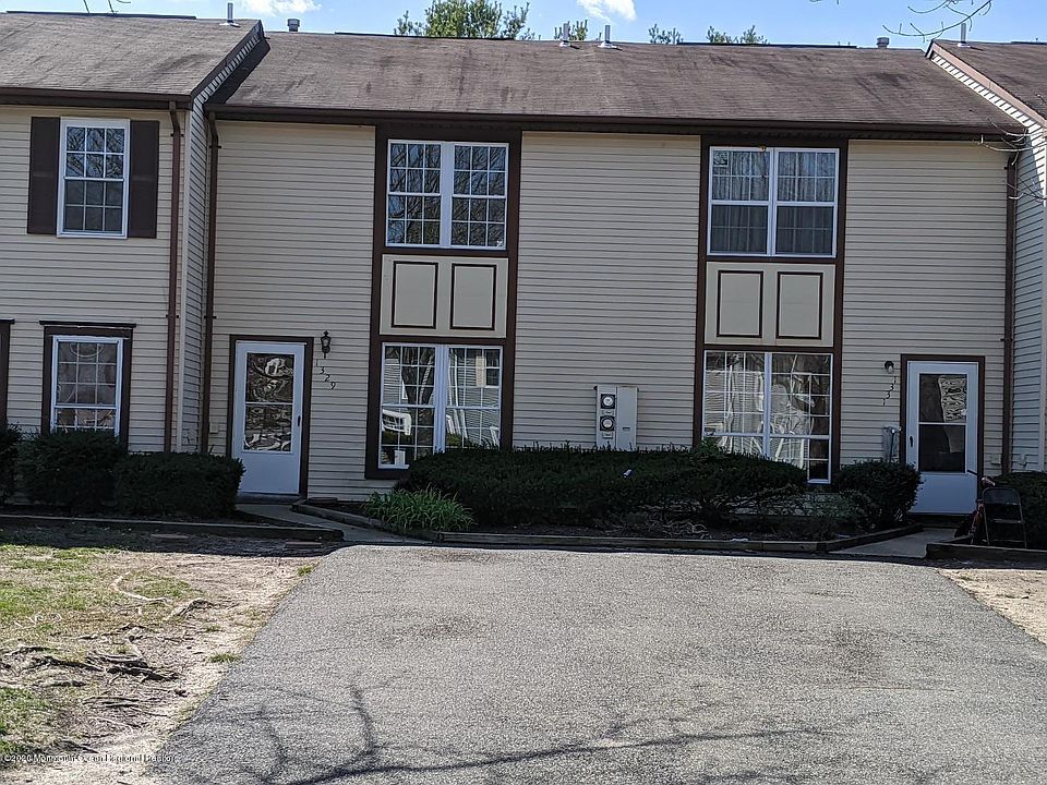 1st image of 1329 Paris Ct #1000