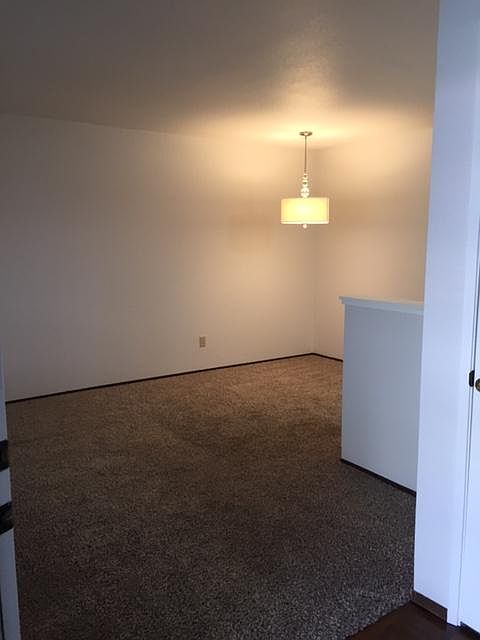 1st image of 6904 Chantel Ct