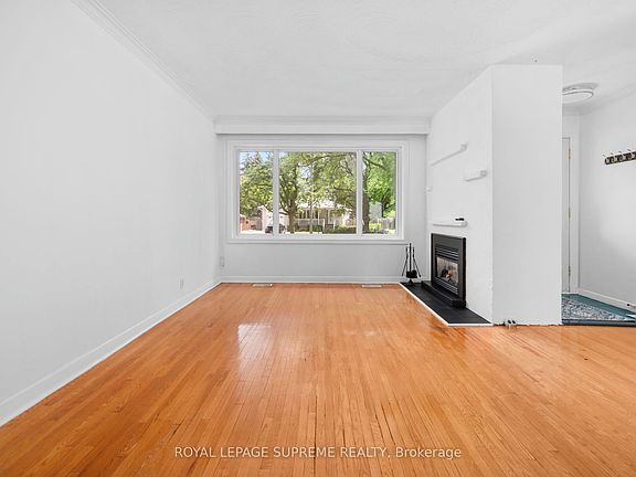 5th image of 30 Benway Dr