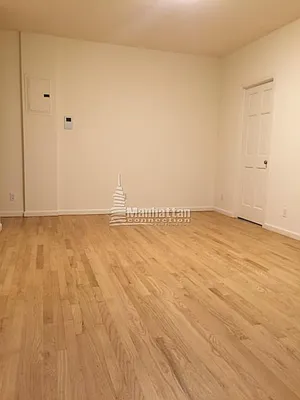 Rented by Manhattan Connection | media 14