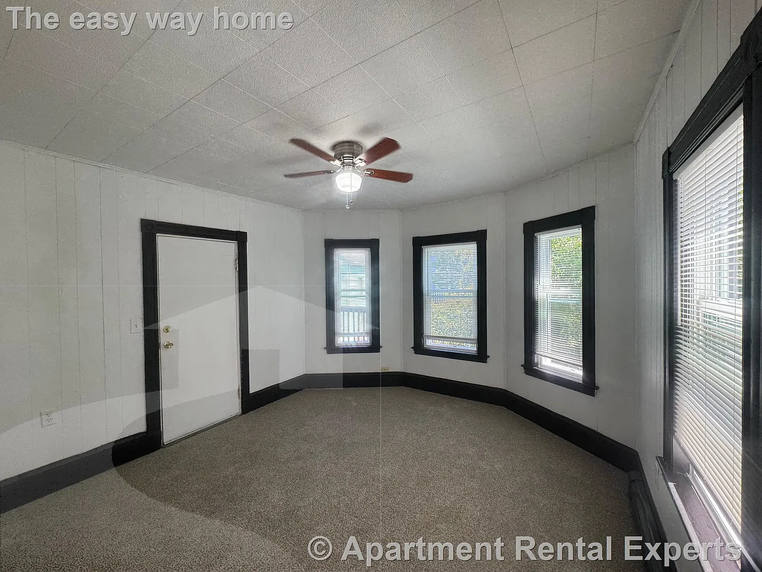 1 bed, 750 sqft, $2,000 — Photo 2