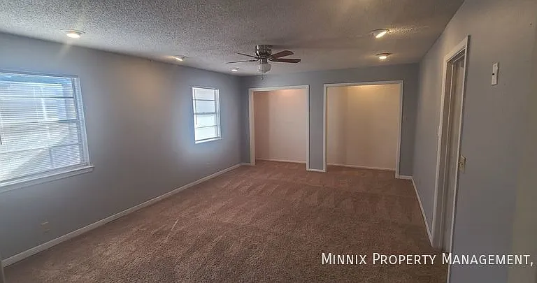 2905 Ventura Ave — Photo 31
