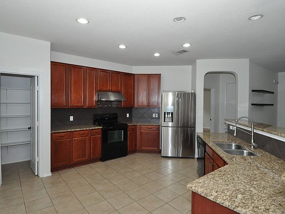 3rd image of 832 Bethel Way