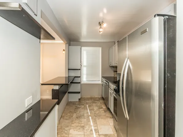 55-25 31st Avenue image 9 of 31