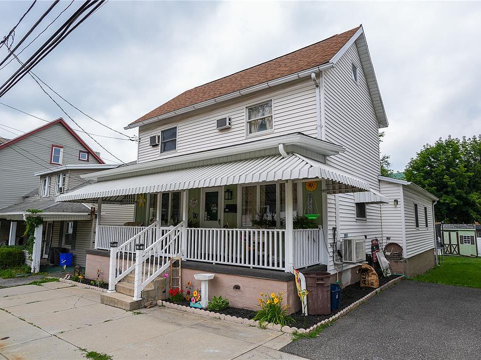 1st image of 244 W Railroad St