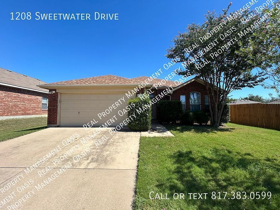 1st image of 1208 Sweetwater Dr