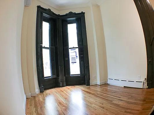 Rented by Francine Realty | media 22