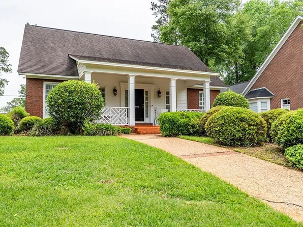 608 Russell Rd, Albany, GA 31707