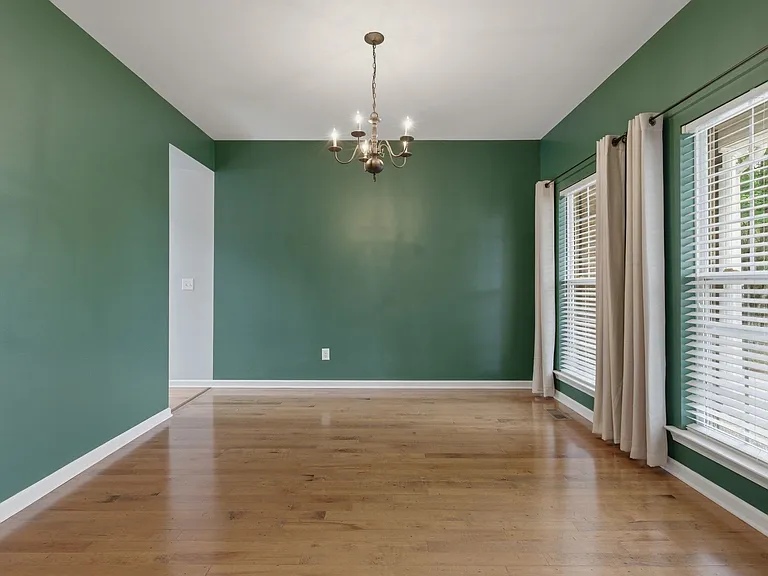 3208 Calder Ct — Photo 4