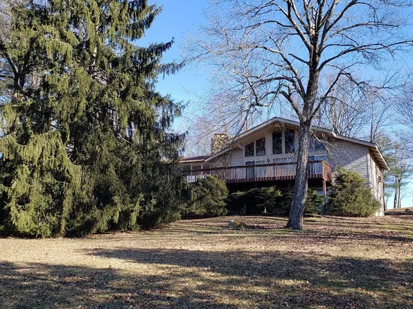 245 Woodcrest Rd, Glade Valley, NC 28627