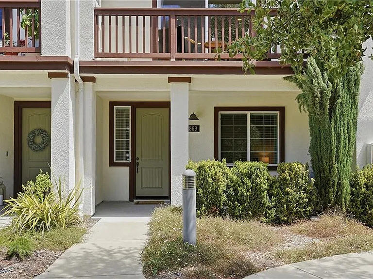 869 Coriander Ln — Photo 2