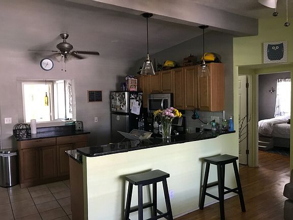 3rd image of 966 50th Ave N