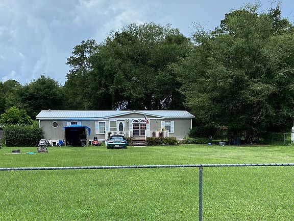 2nd image of 154 SE Scarlett Way