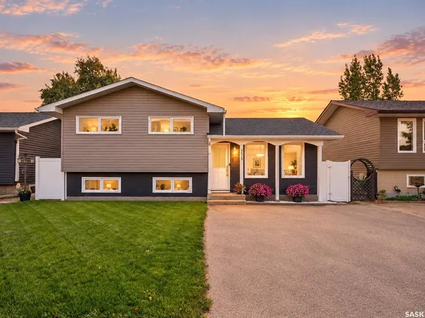 1515 Caribou STREET W, Moose Jaw, SK S6H 7N5