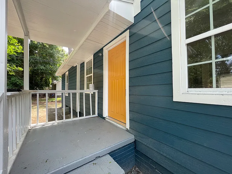 2135 Utah St — Photo 16