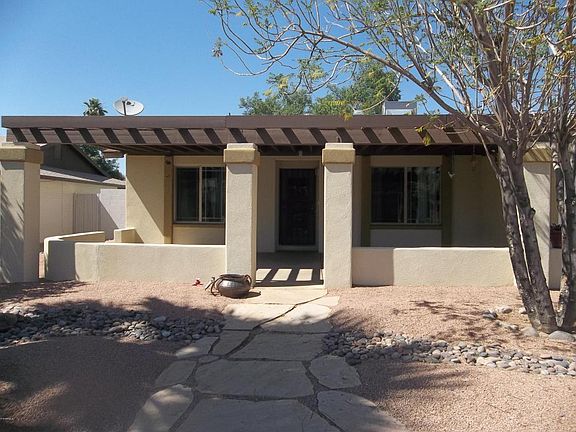 3rd image of 3922 W Wood Dr