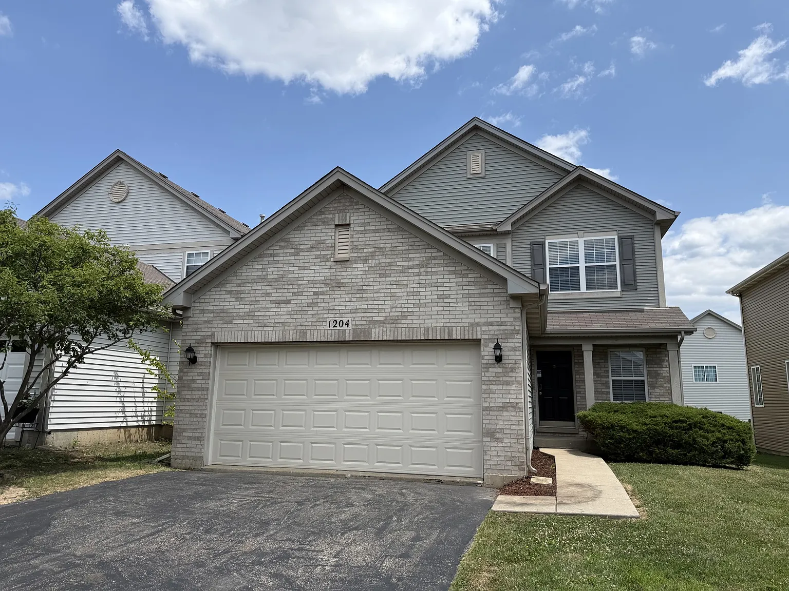 3 bed, 2.5 bath, 1875 sqft, $2,925 — Photo 1
