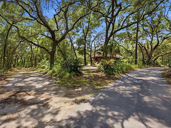 5th image of 6850 ROUND LAKE ROAD