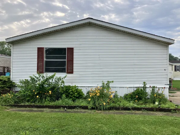 705 E 4th St #95, Rochester, IN 46975