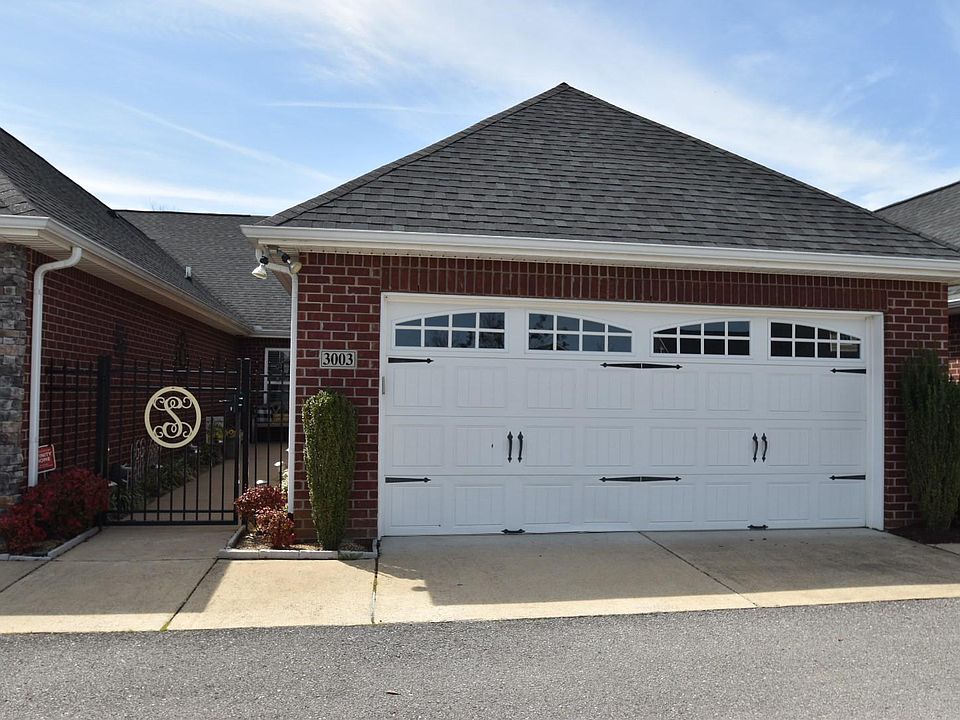 1st image of 395 Devon Chase Hl Unit 3003