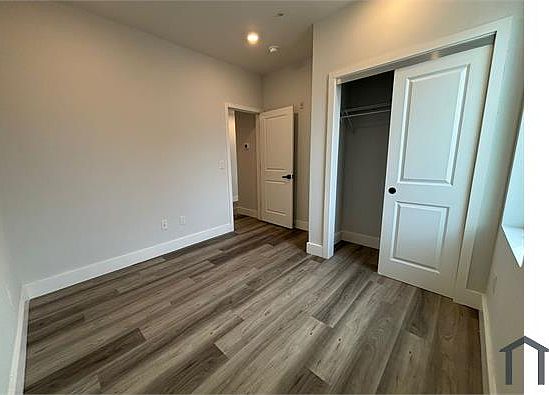 5th image of 2326 N 9th St #D