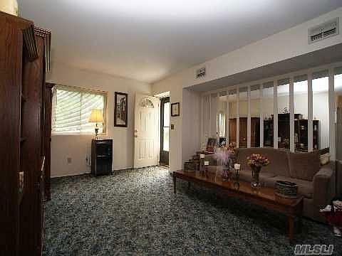 3rd image of 513 Lake Ct