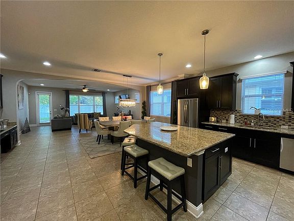 3rd image of 10531 Warlow Creek St