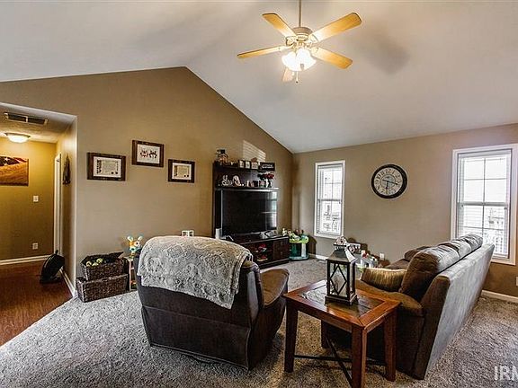 3rd image of 3900 Canyon Rock Ct