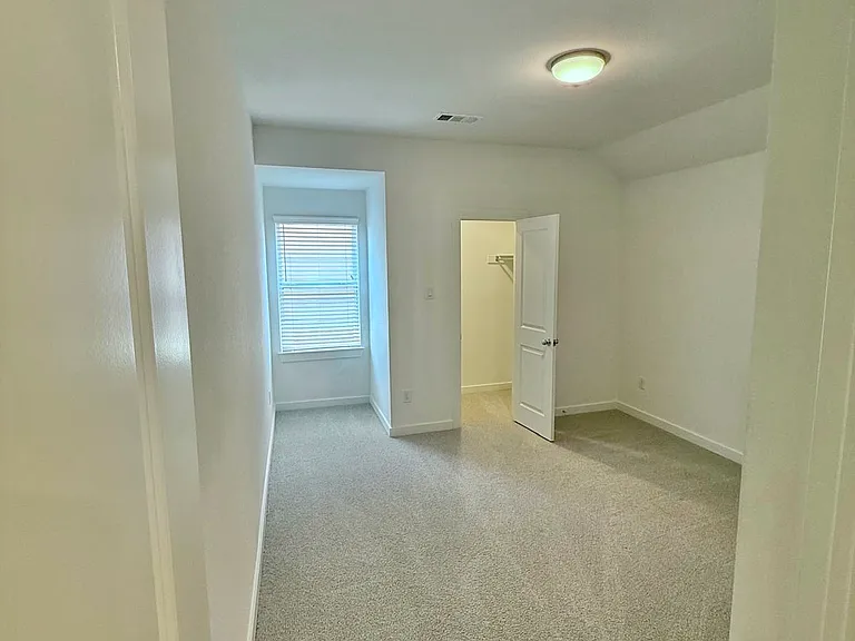 1712 Homestead Way — Photo 25
