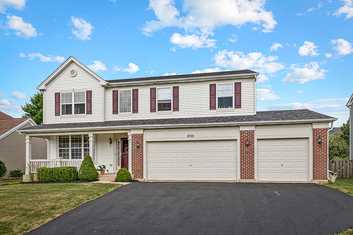 1830 Cambridge Ln, Montgomery, IL 60538 Zillow
