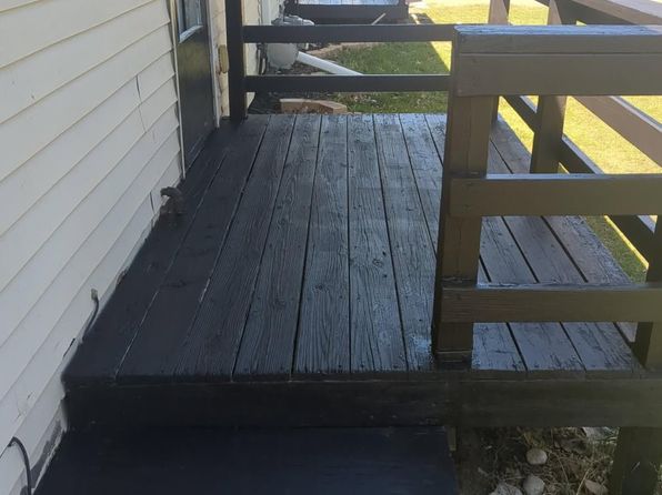 20150 Sherwood Rd, Belleville, MI 48111