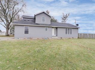 8458 Shirlane St, Shirley, IL 61772