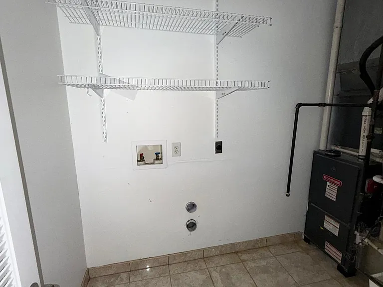 41 Manufacturers Pl #2 — Photo 12