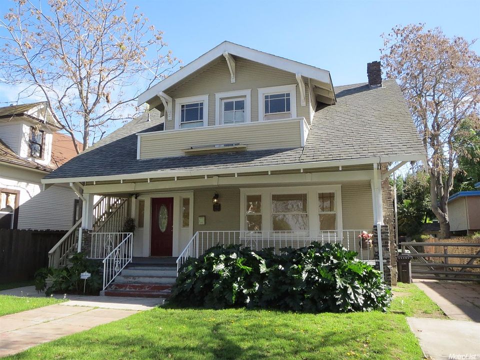 1st image of 130 W Acacia St