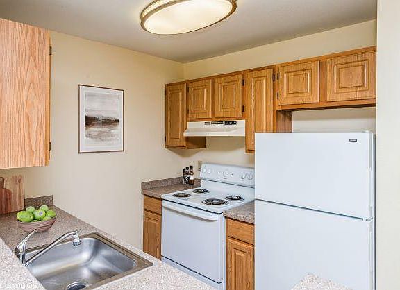 3rd image of 33318 18th Ln S APT F303