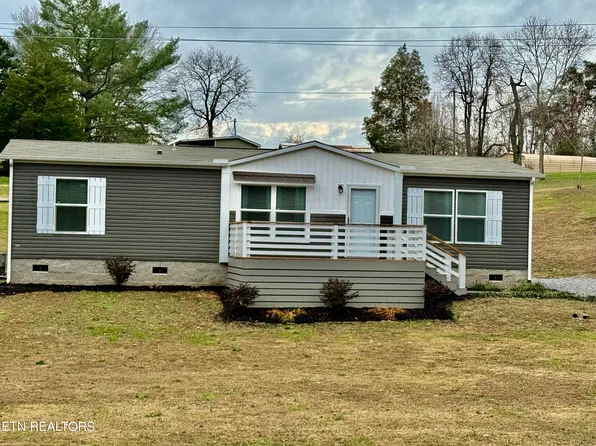139 Center Ln, New Tazewell, TN 37825