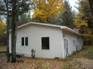 2831 Badger Rd, Beaverton, MI 48612