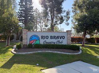 5600 Via Venezia, Bakersfield, CA 93306