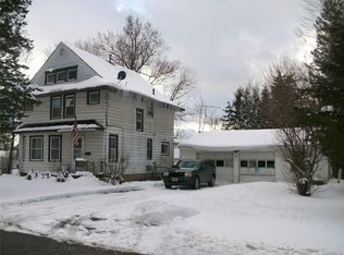 72 Spring St, Springville, NY 14141