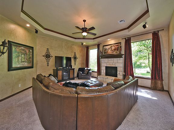 5th image of 8629 Palermo Dr