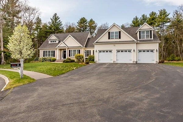 1st image of 15 Weston Ave